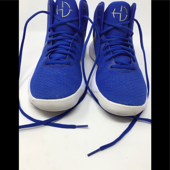 Nike’s Kevin Durant Hyper Dunks Blue Sneakers - Picture 2 of 9